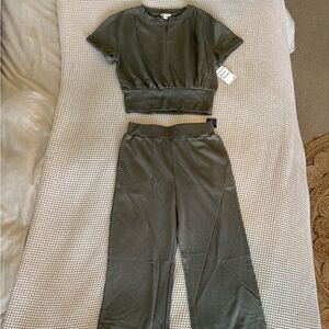 Habitual Olive Green Women's Track Pants & Joggers